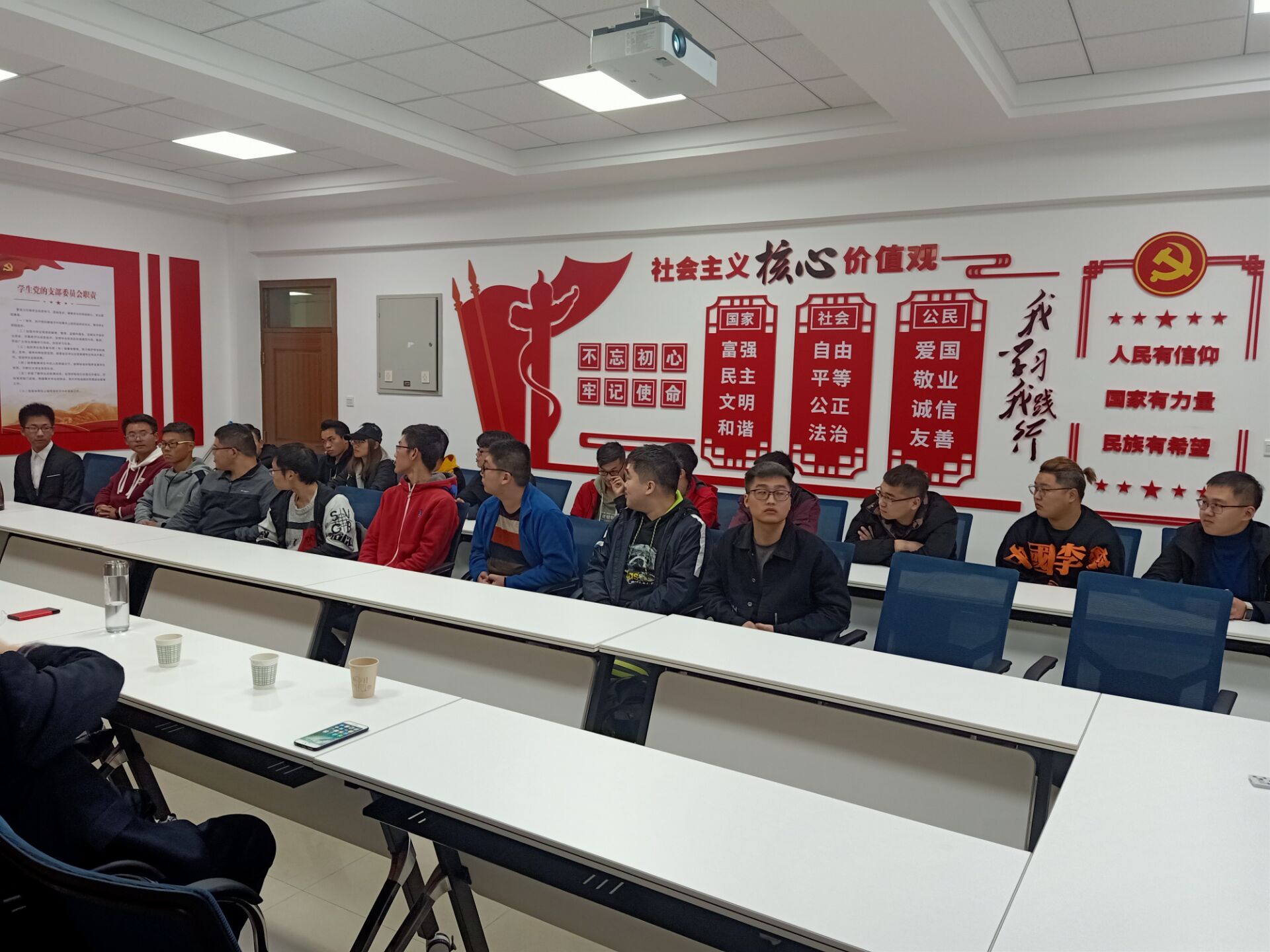 737bc055df314a2fb38d0e3bffa76071.jpg 737bc055df314a2fb38d0e3bffa76071.jpg