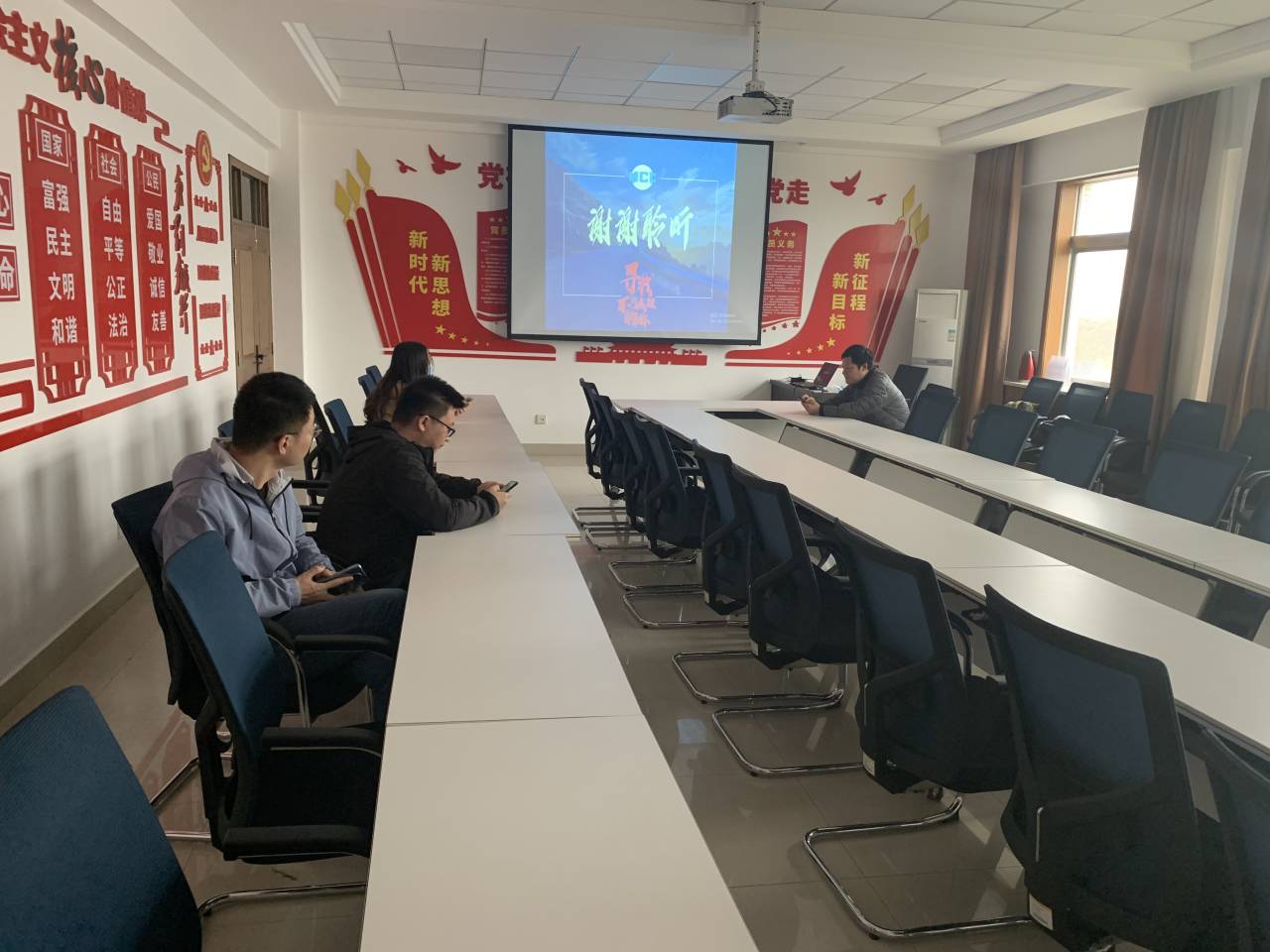 9e791eddd32443f6804c5981746f9c8d.jpg 9763C46E2EBA014723ED72F16E16C9D4.jpg