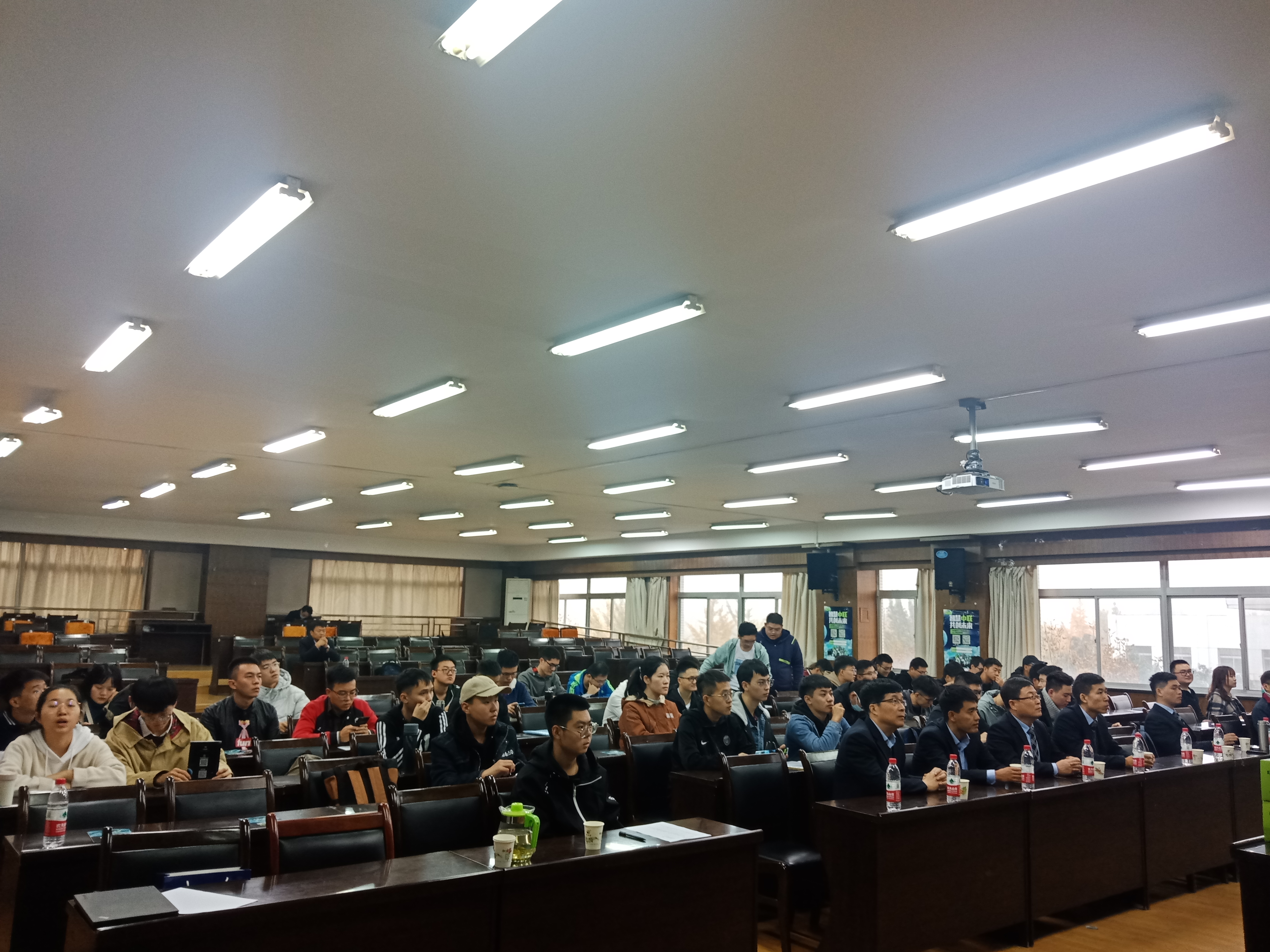 a23fc150d9b84386a610d26795e5d0fe.jpg a23fc150d9b84386a610d26795e5d0fe.jpg