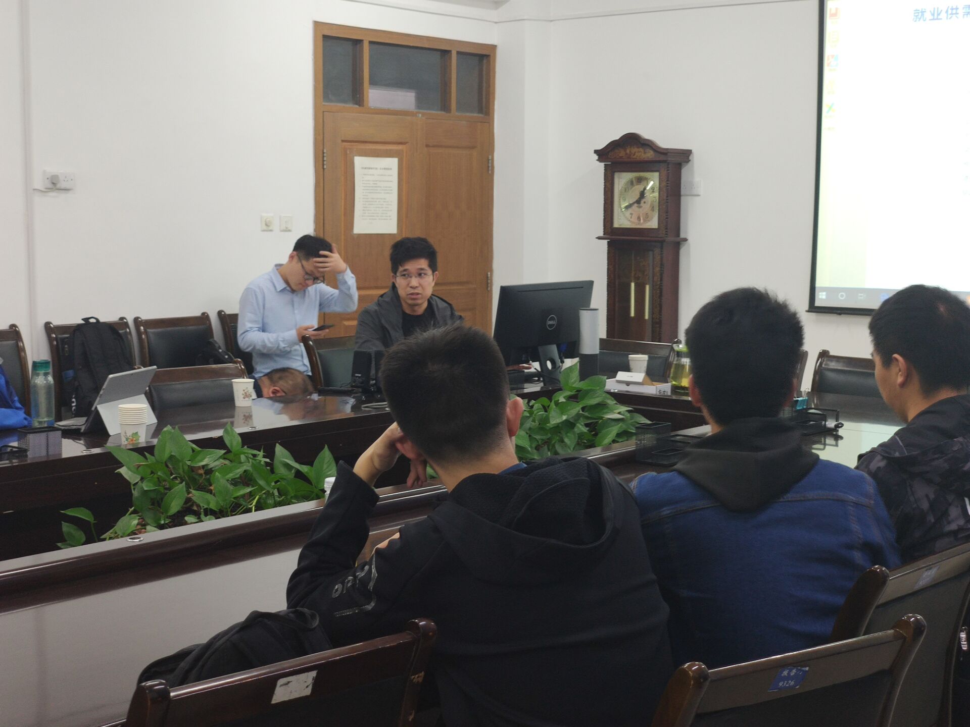 e73ca0ab8636445abf2704ffb70fa853.jpg e73ca0ab8636445abf2704ffb70fa853.jpg