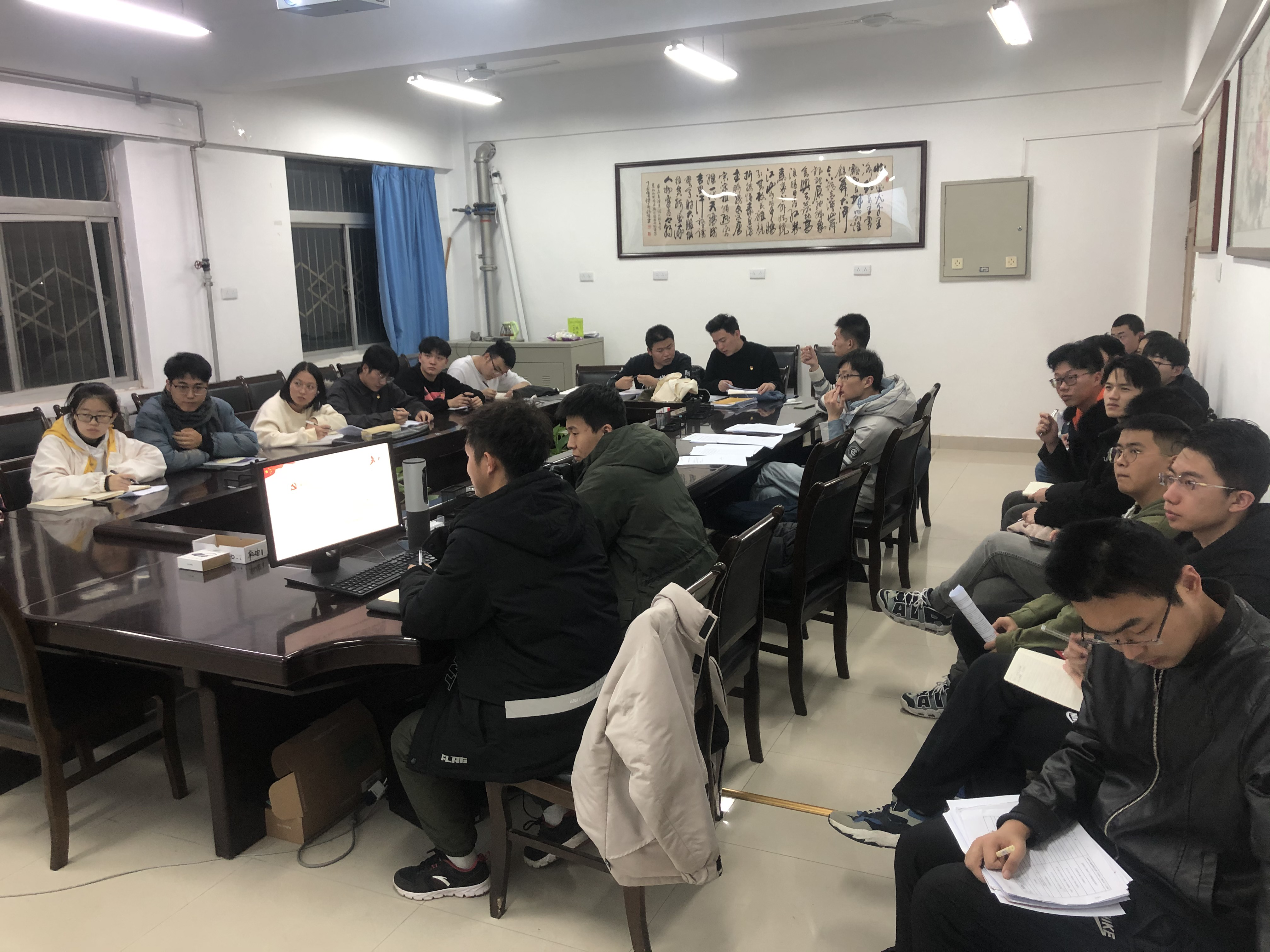 28d9838911b7444b8efbf462b2a35c61.png 28d9838911b7444b8efbf462b2a35c61.png