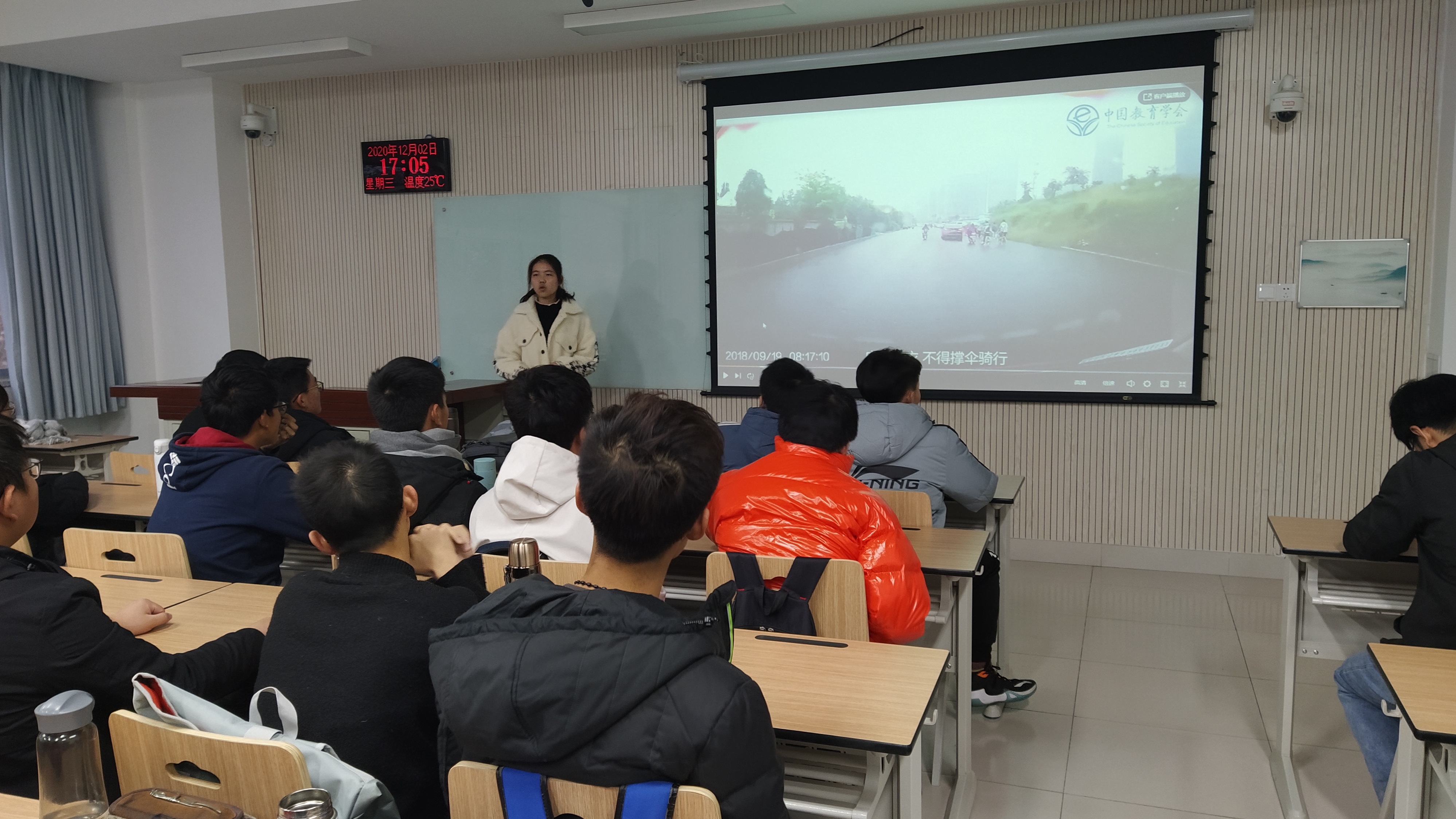 65c9e9313ca44fe79738f54bbebacd09.jpg 65c9e9313ca44fe79738f54bbebacd09.jpg