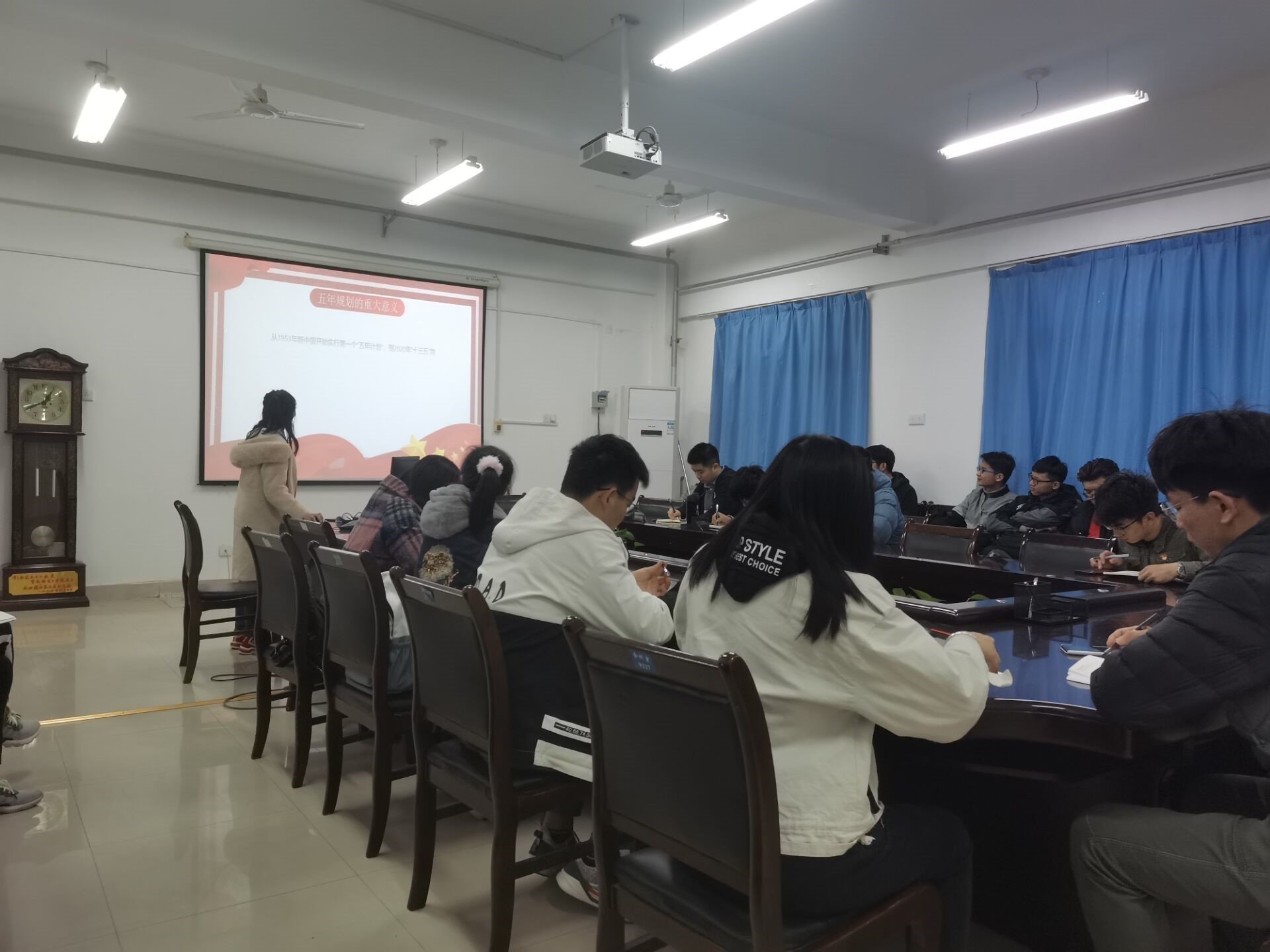 e7b3f05de14e424494d2b40e02309398.jpg e7b3f05de14e424494d2b40e02309398.jpg