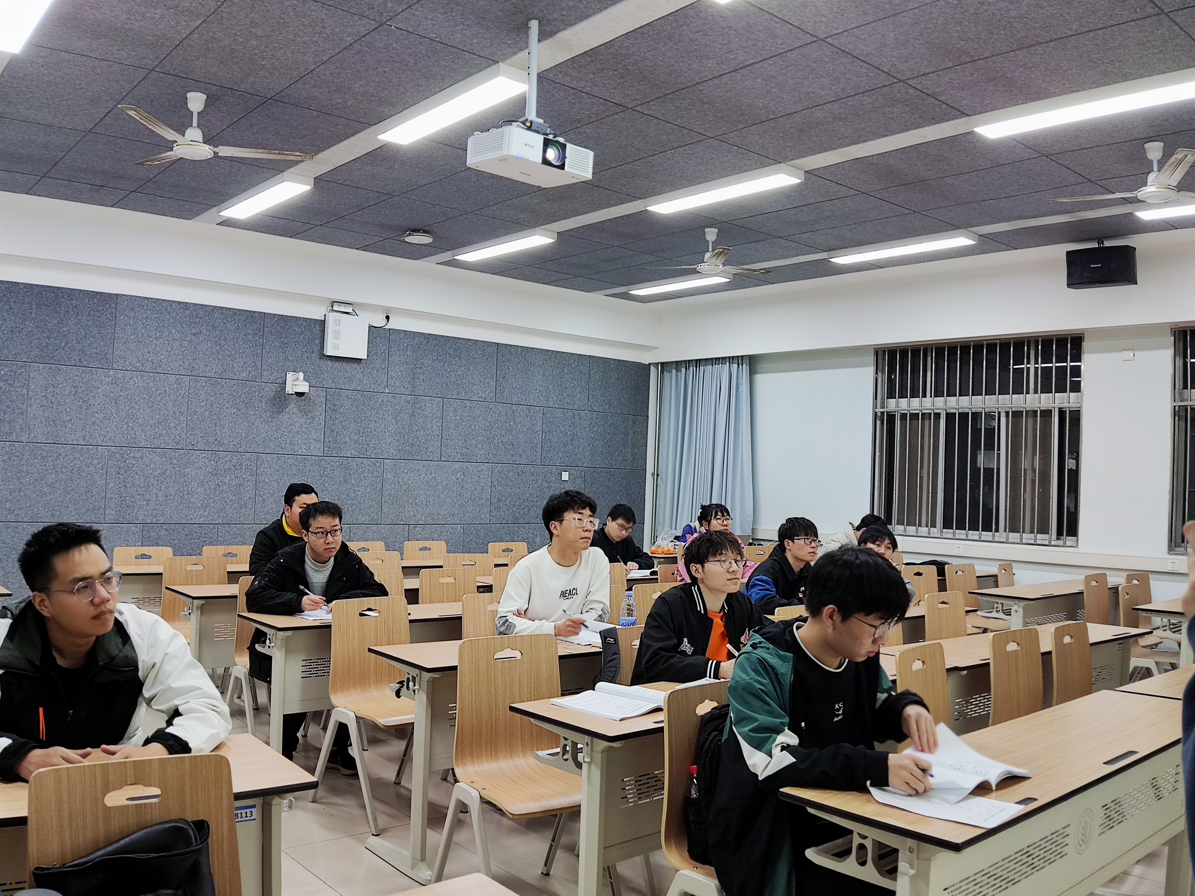 fe2aab6ca048421c8314c7948f5af647.jpg fe2aab6ca048421c8314c7948f5af647.jpg