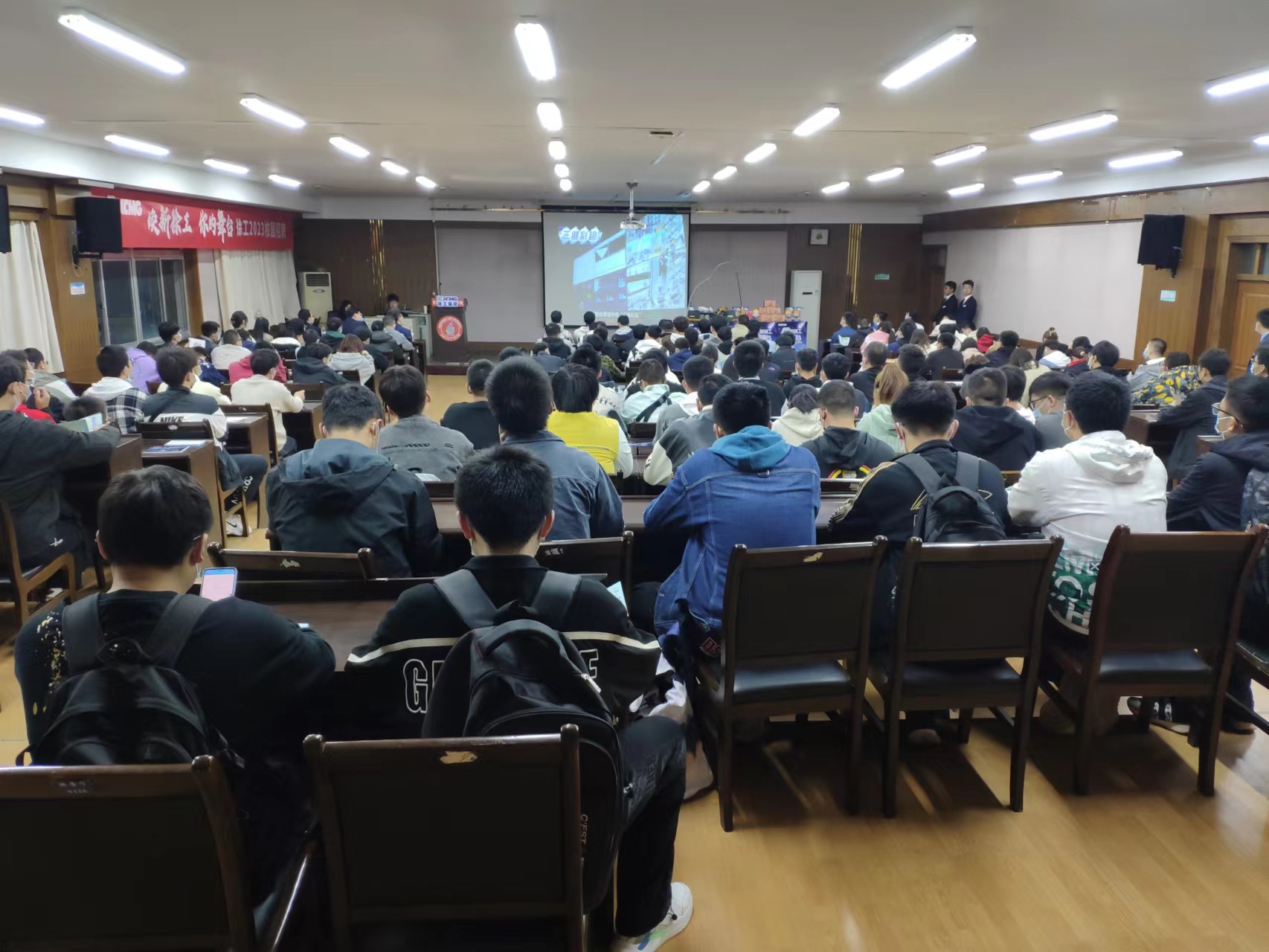 9bb1dbb4793e450697c70093d233bade.jpg 9bb1dbb4793e450697c70093d233bade.jpg