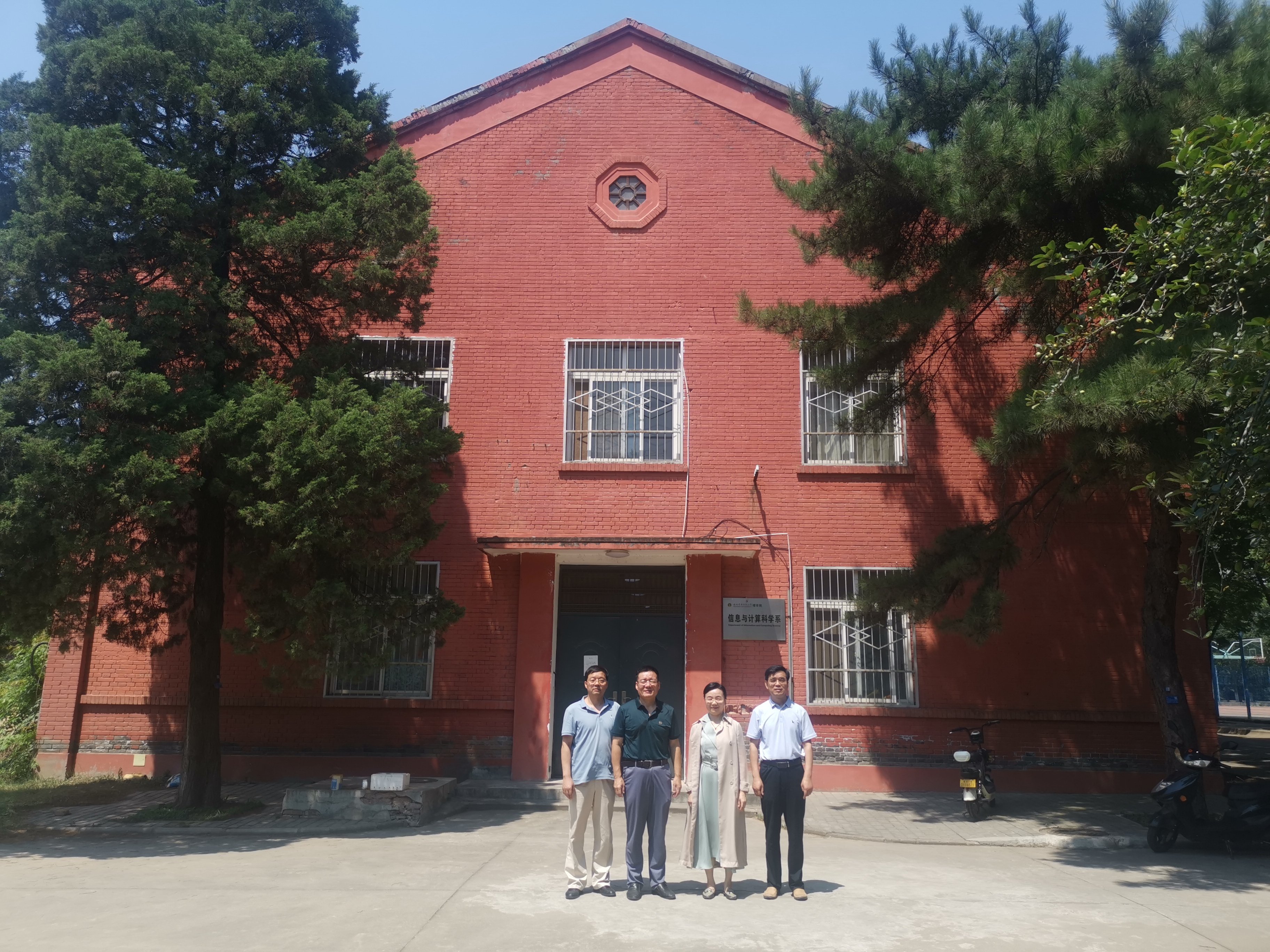 02839a6d81f247eea9fac4d9d56bf11b.jpg 02839a6d81f247eea9fac4d9d56bf11b.jpg